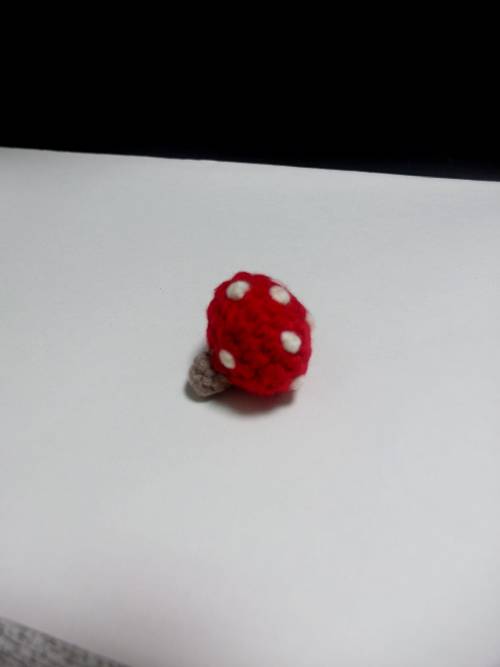 毒香菇(紅)